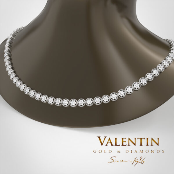 8358 necklace White