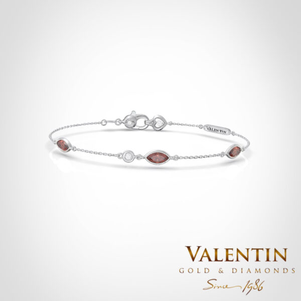 8342-3 Garnet Ellipsa White