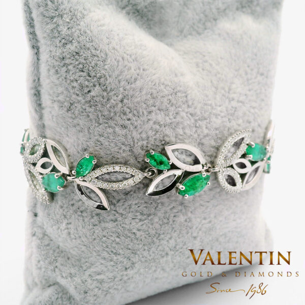 Гривна Marquise Emerald 8236 - Image 2