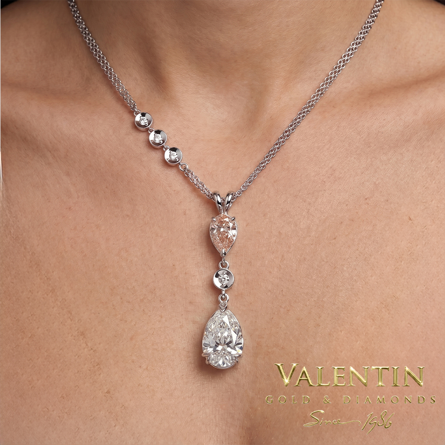 Златен медальон Pear with Diamonds 6939-1 1 6939 White 21