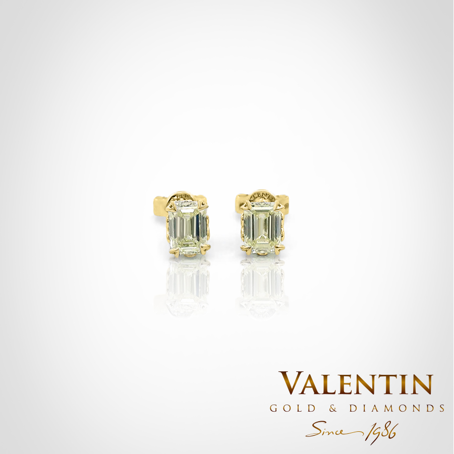 7633 Yellow Emrald 2.02 ct