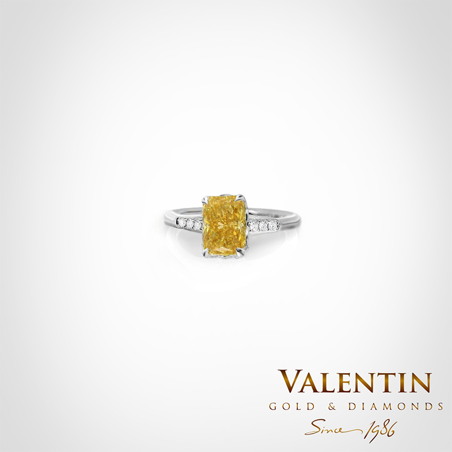 4775- 3 White Yellow 2