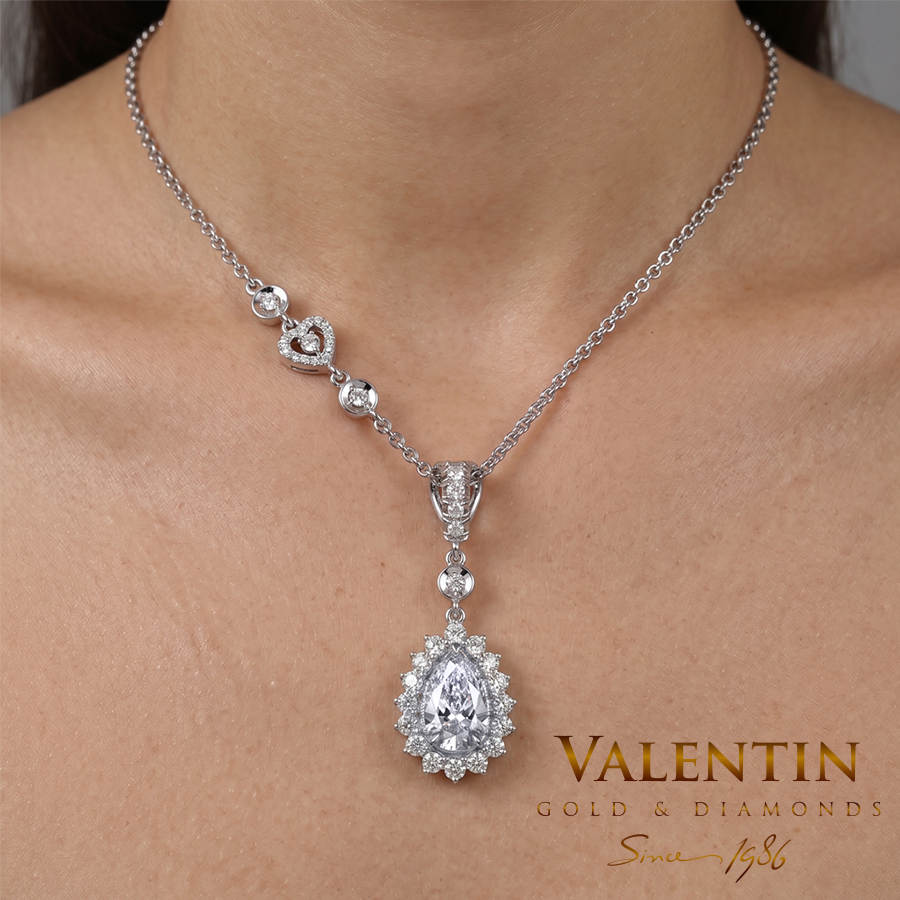 Златен медальон Glamour Pear White 6904-3 2 6904 3 W 1.200.61ct 62